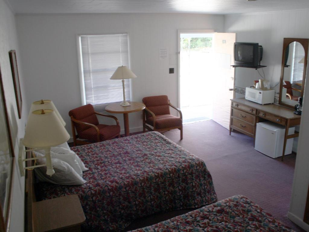 Falcon Motel บักซ์ตัน ภายนอก รูปภาพ